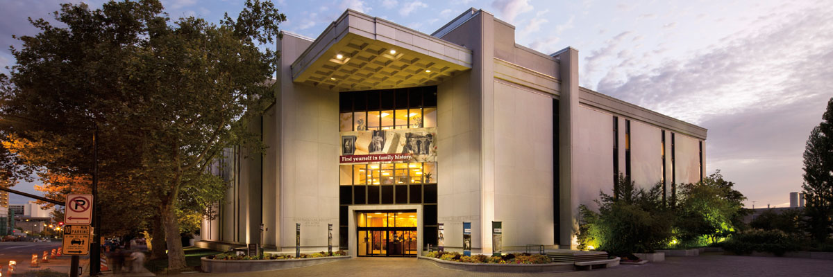 犹他州盐湖城有世界最大的族谱图书馆,该馆具有经验丰富的指导员及